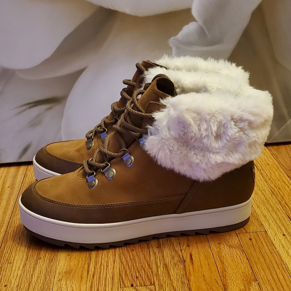 COPY - UGG Koolaburra
